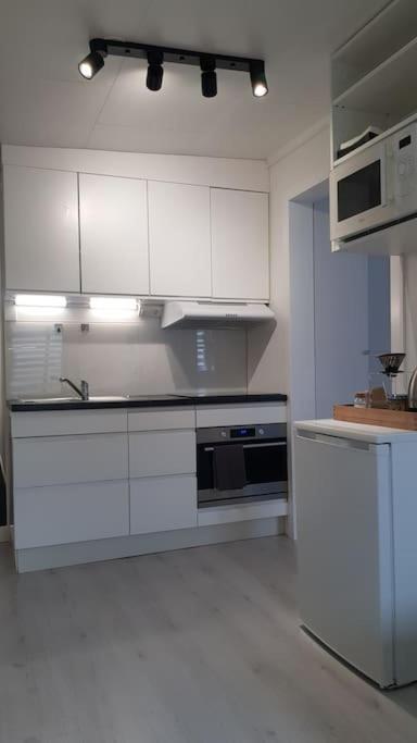 Lgh Lillemor, Naera Havet, Staden Och Naturen Strömstad Exterior foto